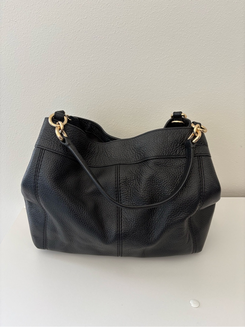 Coach Black Pebbled Leather Shoulder Bag with Gold Hardware - Picture 2 of 8